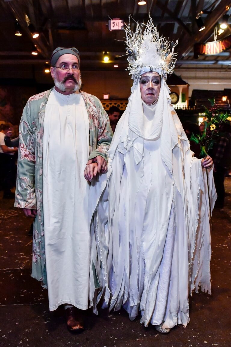 73074119 2509067945795746 1035088363876515840 n 768x1152